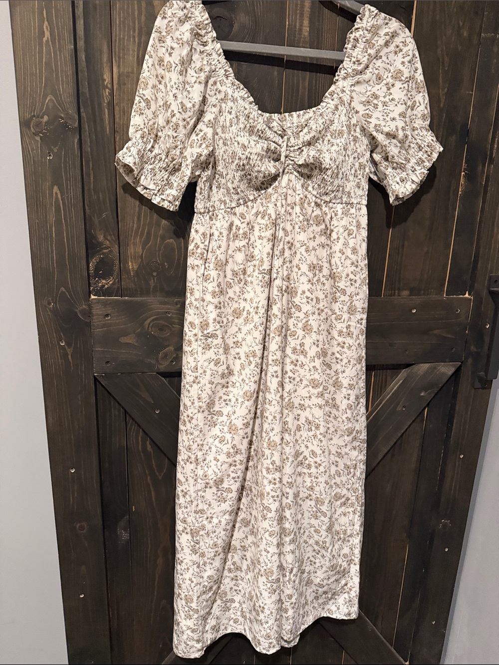 Wishlist Cream Floral Puff-Sleeve Maxi Dress